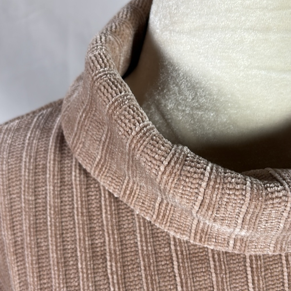 Altar'd State Oversized Cropped Turtleneck Sweater - Picture 4 of 6